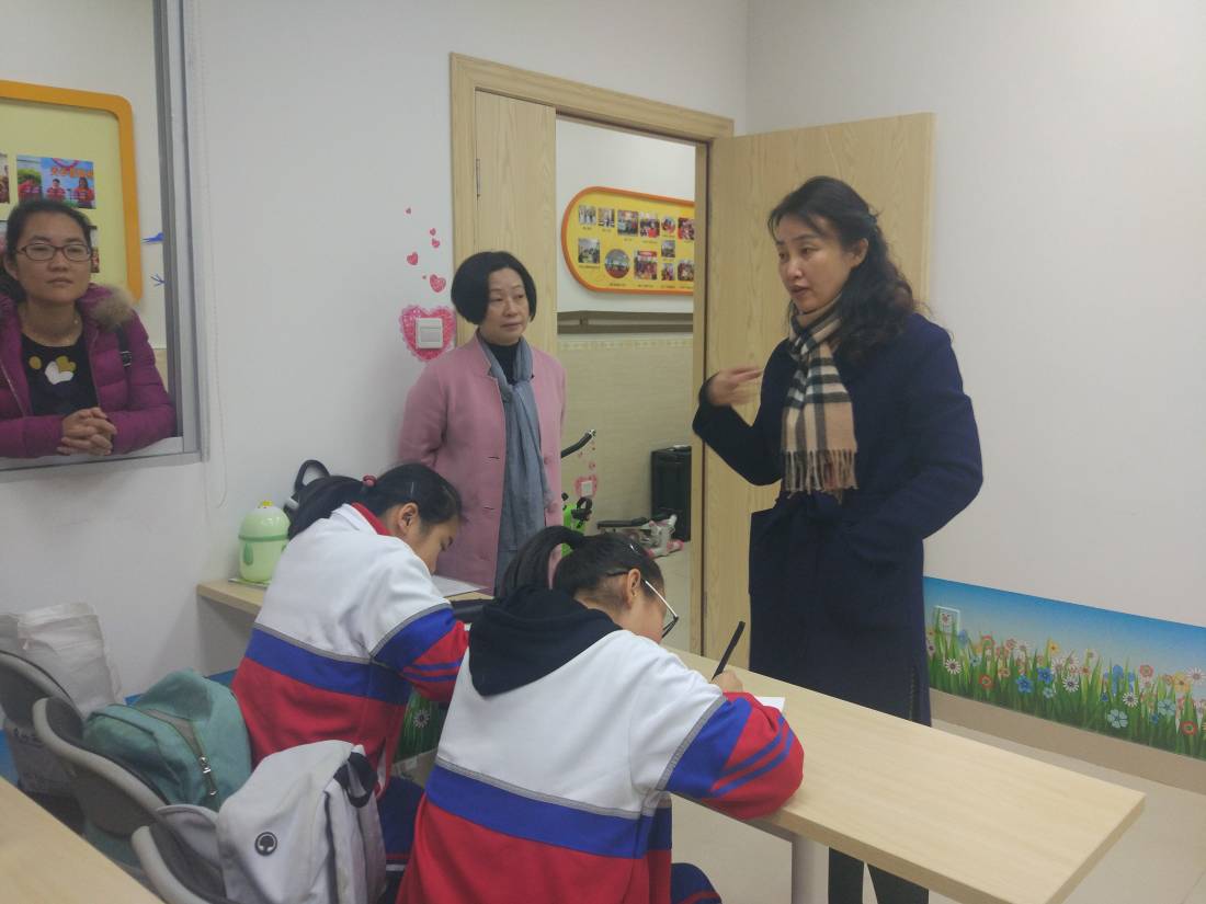 青少年性心理咨询乱伦_常州青少年心理咨询_北京市青少年法律与心理咨询服务中心