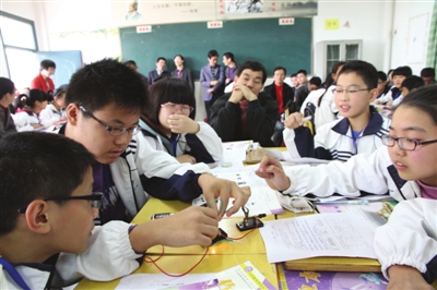 桂林青少年心理咨询_青少年法律与心理咨询服务中心_青少年性心理咨询乱伦