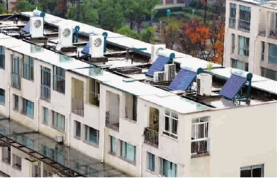 太阳热水器开上水阀才能有热水_太阳热水器多少才有热水_成都太阳能热水器安装