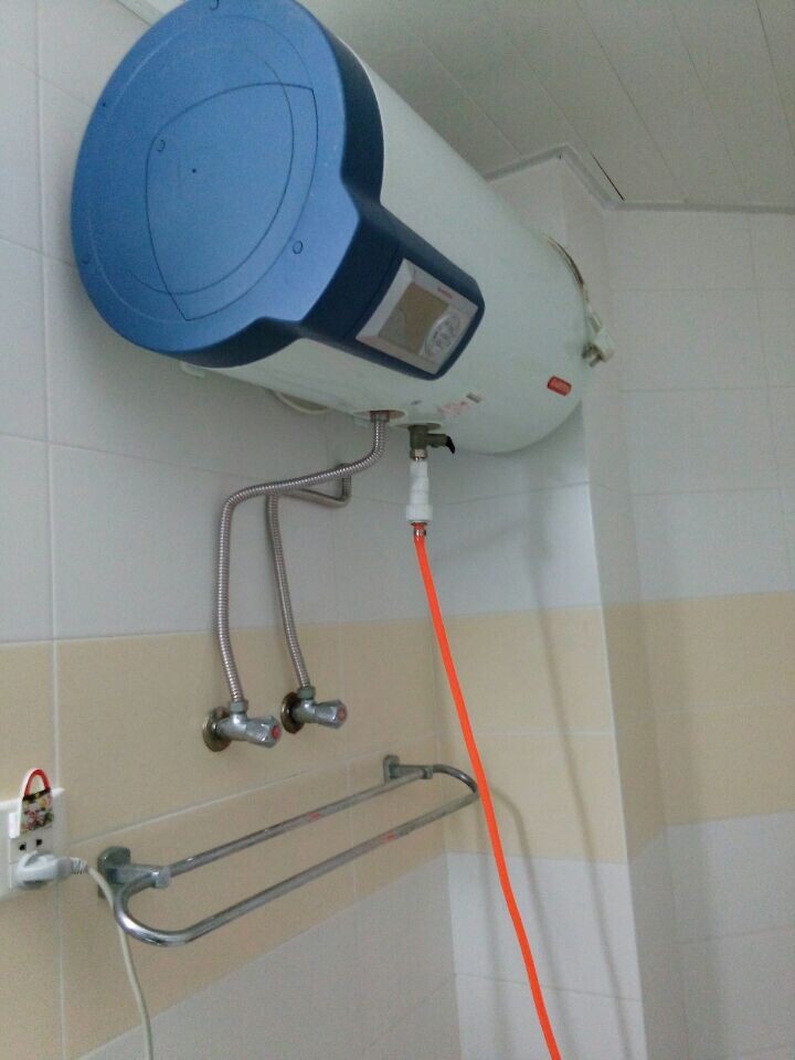 太阳热水器开上水阀才能有热水_太阳热水器多少才有热水_厦门太阳能热水器厂家