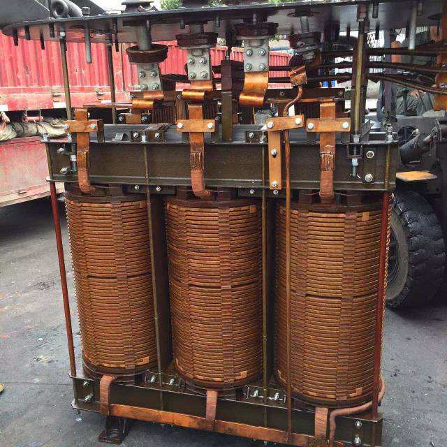 东兴路沿石钢模具_珠海模具钢高价回收_异形路沿石钢模具