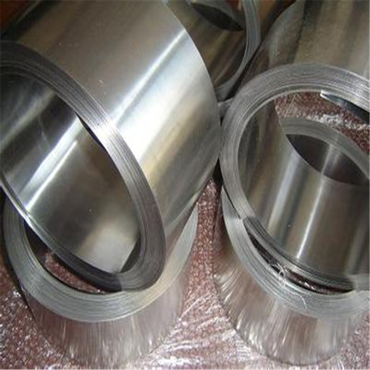 台州市黄岩豪钢模具加工厂_水泥路沿石钢模具_烟台模具钢多少钱