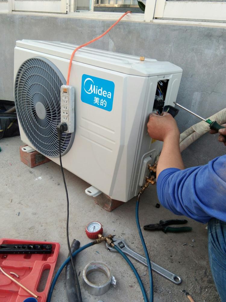 比亚迪f3空调加什么氟_空调多长时间加一次氟_宁波JHS空调加氟