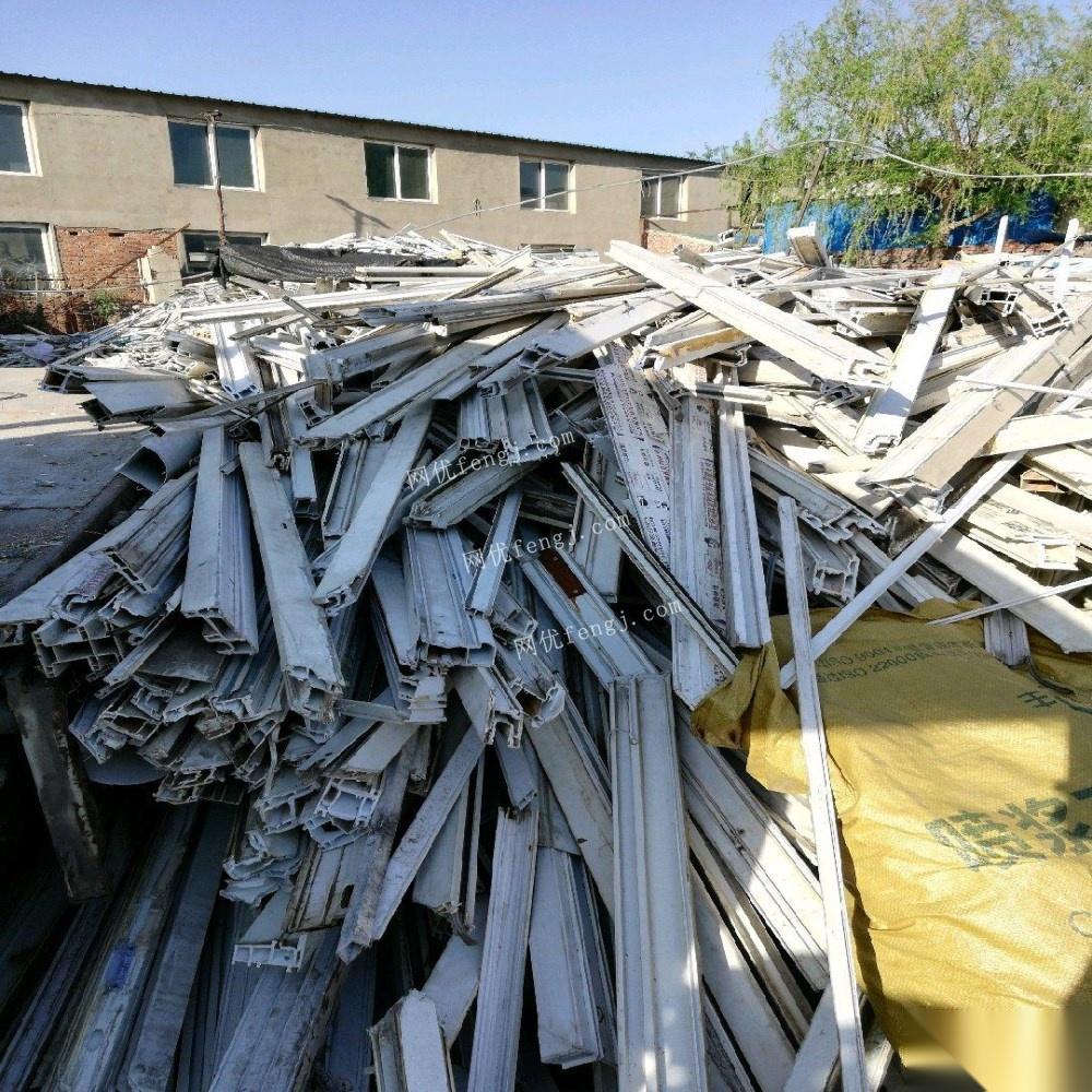 水泥制品钢模具_水泥路沿石钢模具_桂林模具钢高价回收