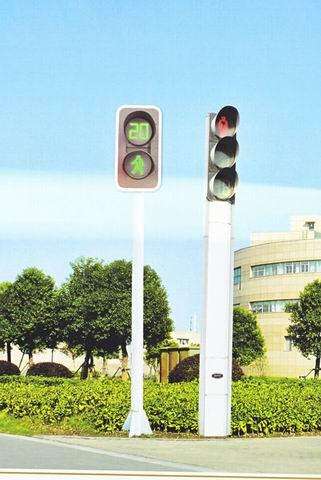 宿迁监控杆体厂家、宿迁交通杆件定制加工厂指导报价