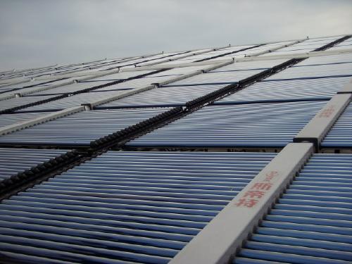 临沧市人民医院太空能热水工程_嘉兴太阳能热水器热水工程_太阳热水器开上水阀才能有热水