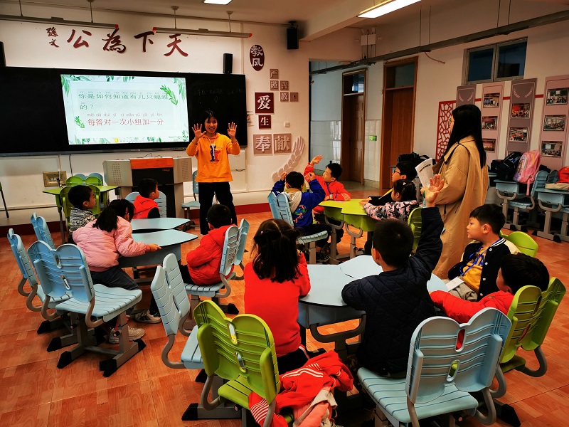 情感咨询属于哪方面心理_福州心理咨询_福州化妆培训学校?咨询