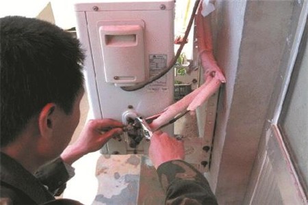 空调机怎样加氟？怎么判断空调是否需要加氟？