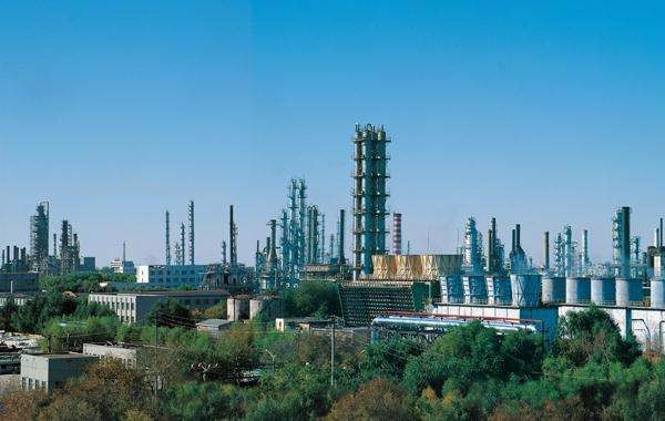 太原化工厂整厂回收搬厂化工厂拆除揭秘