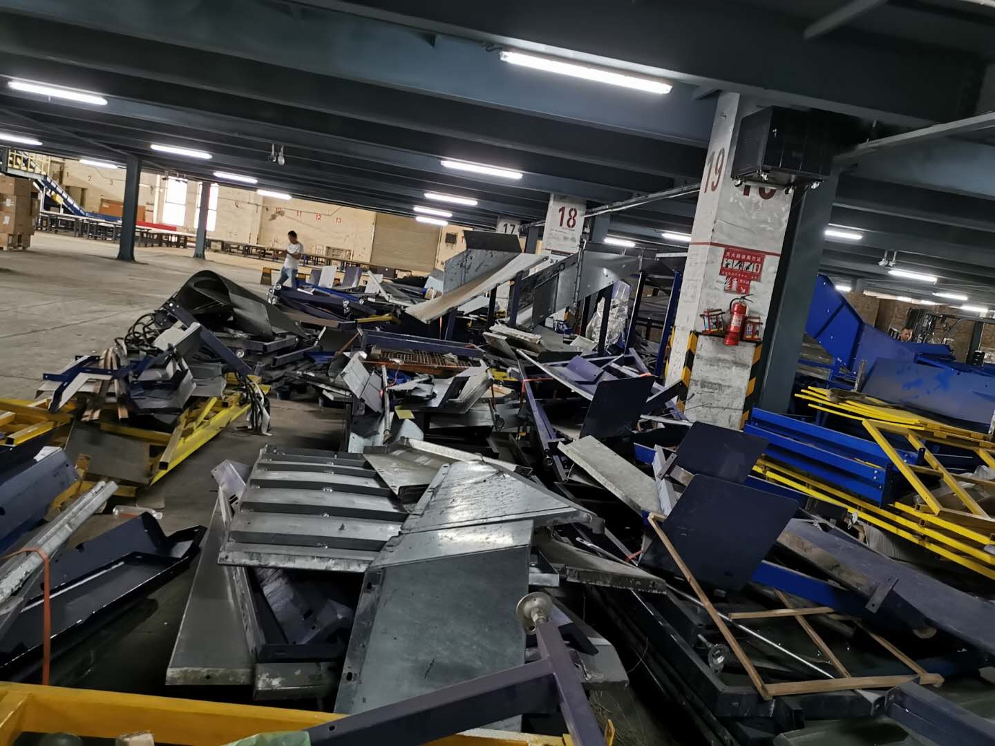 连云港回收废品公司全国高价收购专业回收拆除团队