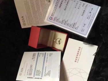 襄阳今日黄金回收价，买卖中心@随时上门回收
