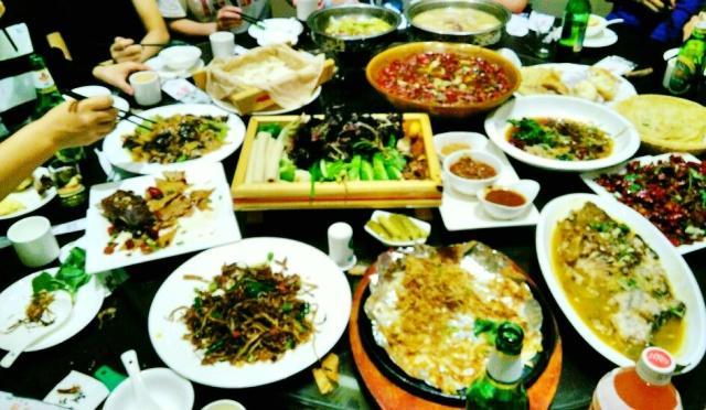 长春餐饮店价格