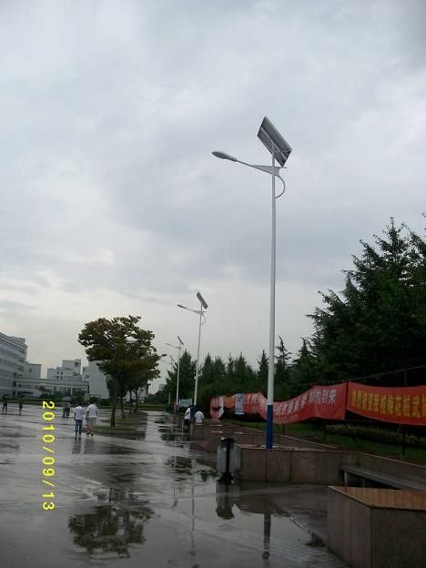 陕西省西安太阳能灯厂家-陕西省西安太阳能路灯厂家出厂价格