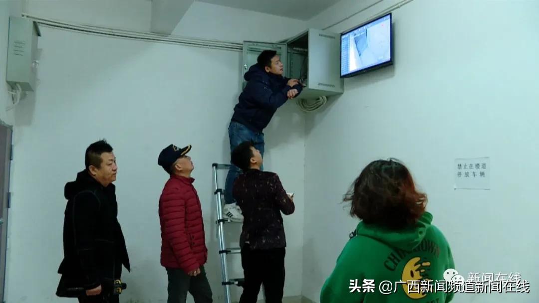 南宁一小区频繁被偷电瓶，业主集资装监控，结果拍到的窃贼他们都认识