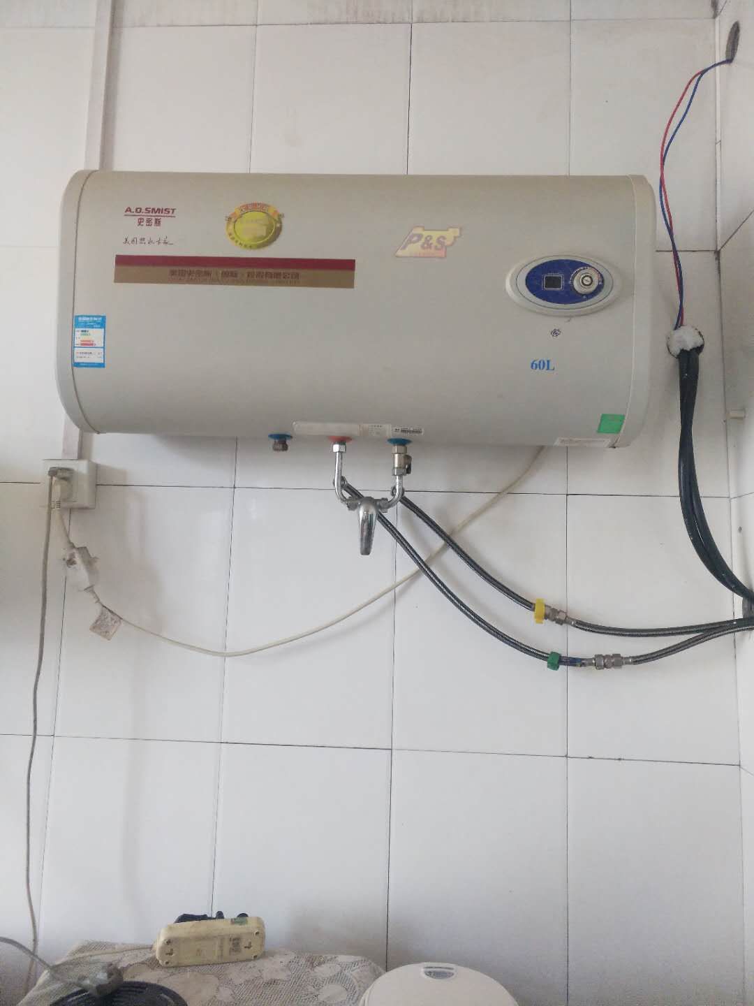 美的空气能热水器产品图片_贵阳空气能热水器价格_空气能热水循环系统