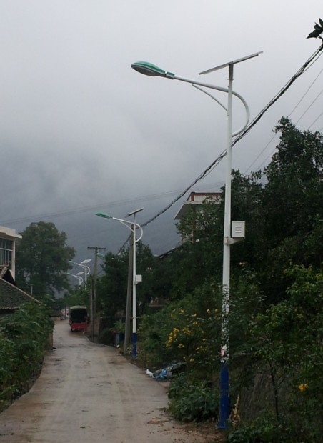 济南太阳能路灯胶体蓄电池厂家-济南太阳能路灯厂家销售厂家