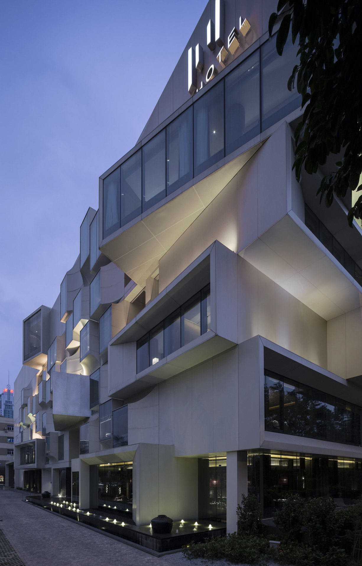 杨邦胜酒店设计公司城市高端文化精品酒店设计作品_深圳回酒店外观