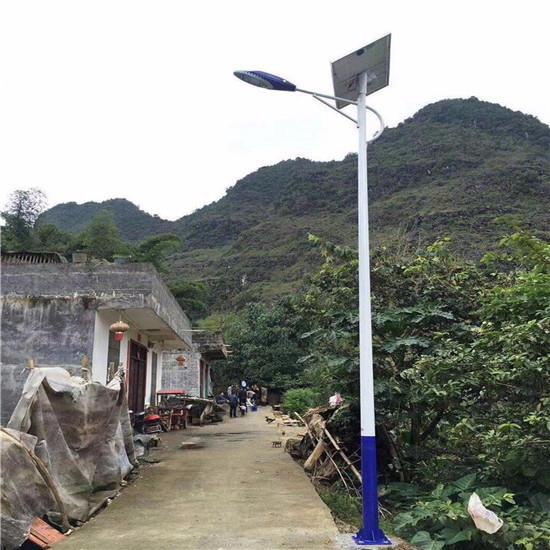 湖南长沙太阳能厂家批发销售农村乡镇太阳能路灯格