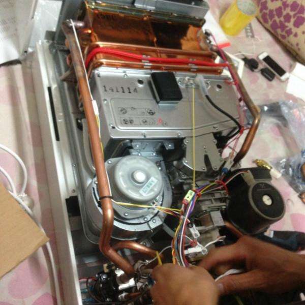 苏州万家乐燃气灶维修电话_贵阳万家乐热水器售后电话_苏州万家乐热水器售后维修电话