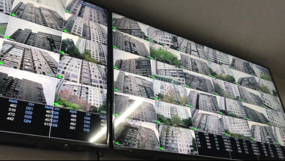 霸气！浙江一小区花14万装了64个摄像头，集体朝上！效果太惊人