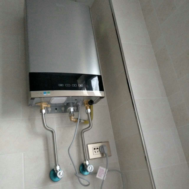 投诉海尔燃气热水_沈阳海尔热水器维修中心_沈阳海尔洗衣机维修
