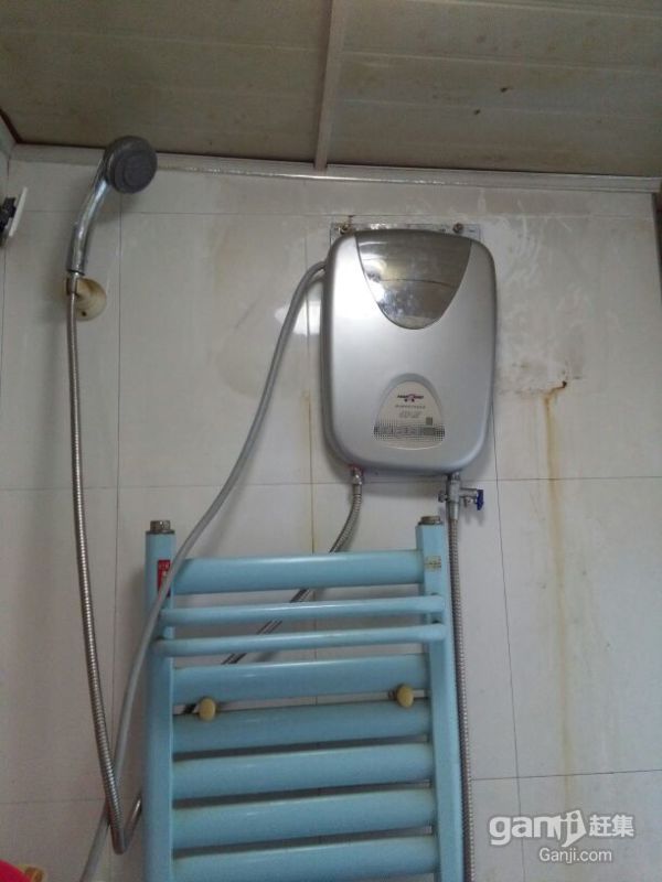沈阳樱花热水器维修电话_南京 樱花油烟机 维修电话_重庆华帝热水维修电话