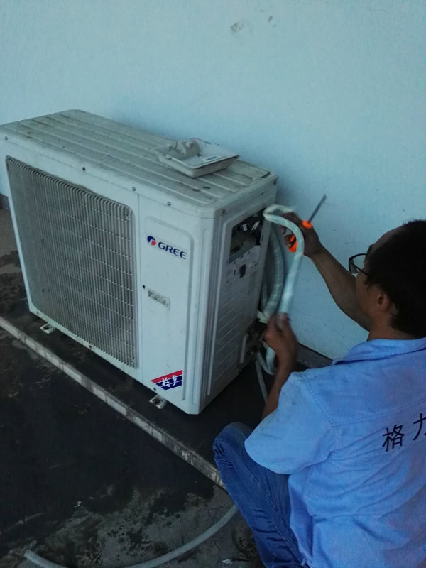 比亚迪f3空调加什么氟_福州格力空调加氟_空调一点氟没有怎么加