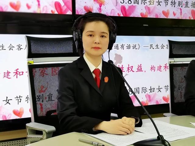 深圳心理咨询中心_情感咨询属于哪方面心理_天津中心妇产医院咨询