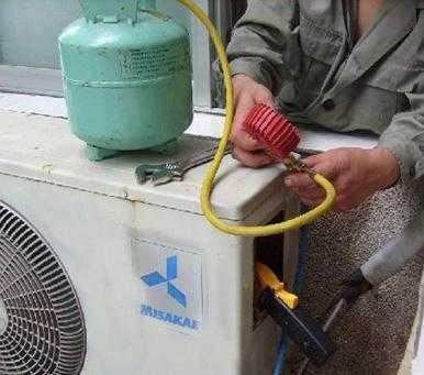 武汉市洪山区东湖桥社区海信空调加氟，加液30分钟快速上门