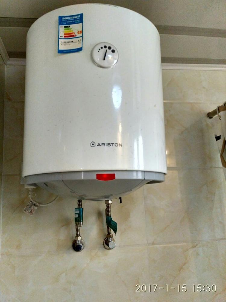 嘉兴阿里斯顿热水器维修客服电话_阿里斯顿电热水器维修电话_无锡阿里斯顿维修电话