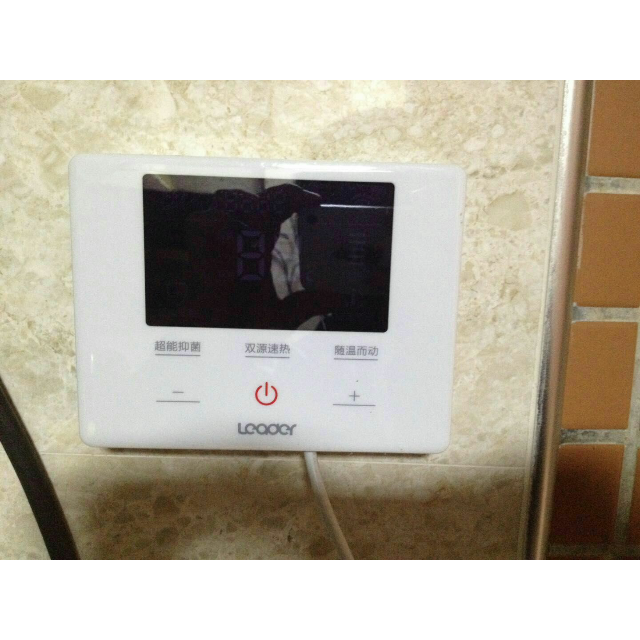 飞羽热水龙头漏水怎样维修视屏_成都统帅热水器维修_斯帝博热水器官网维修