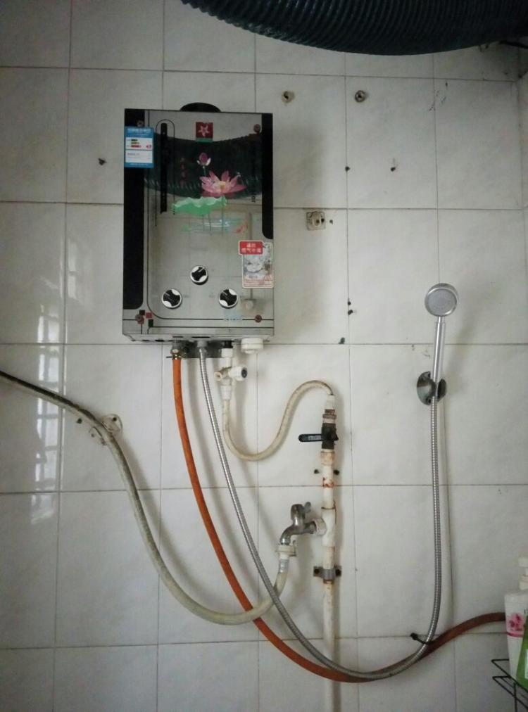 重庆樱花热水器维修中心_樱花热水器用电池吗_重庆樱花消毒柜维修