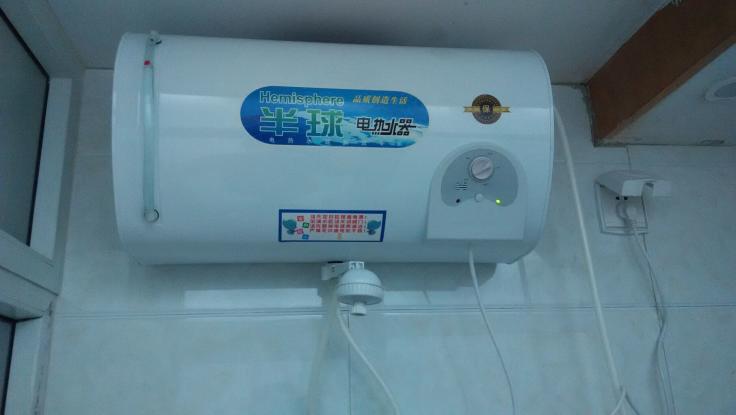 格力中央热水 售后_飞羽热水龙头漏水怎样维修视屏_长沙统帅热水器售后维修中心