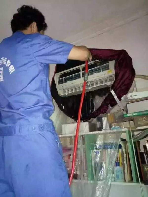 广州美的空调售后维修电话_广州苏宁空调维修电话_南京大金空调维修售后电话