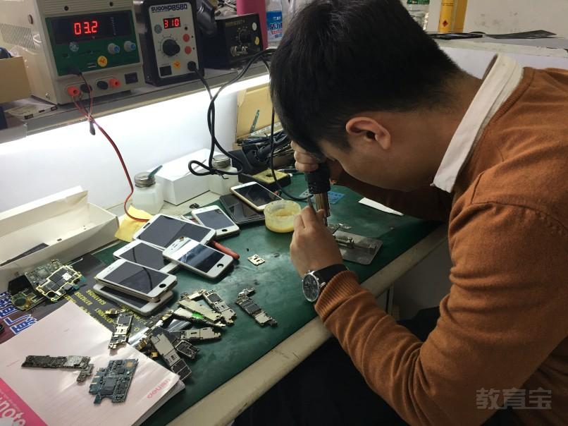 成都三洋空调维修电话_成都大金空调维修电话_成都美的空调维修电话