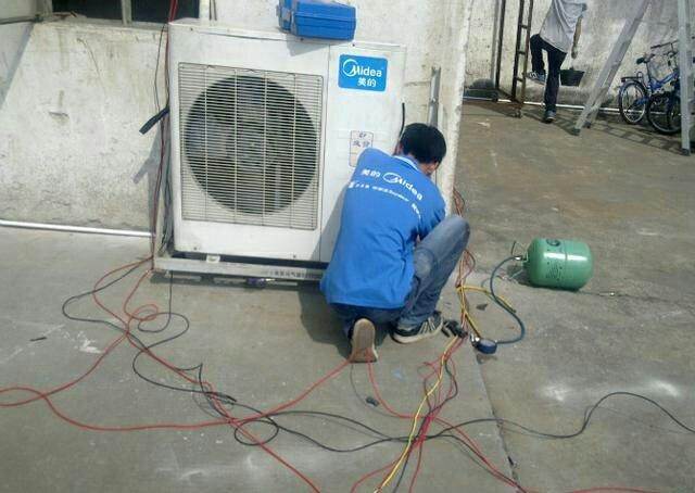空调几年加一次氟_沈阳惠而浦空调加氟_汽车加空调氟加到多少钱