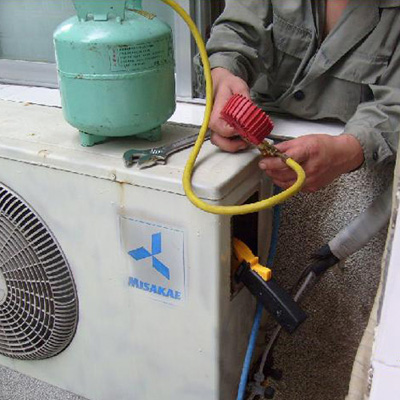 比亚迪f3空调加什么氟_长沙扬子空调加氟_空调多久加一次氟