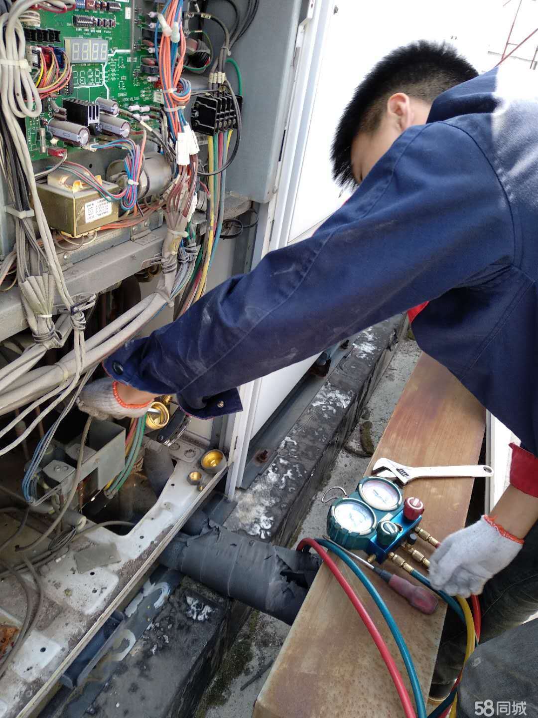苏州新科空调服务热线_新科 空调没有遥控器怎么开_新科挂机空调显示e4