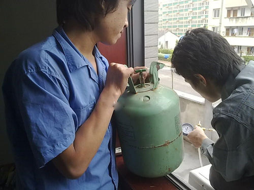 西安科龙空调加氟