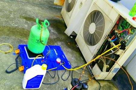 重庆伊莱克斯空调加氟_空调多久加一次氟_氟空调怎么改装水空调