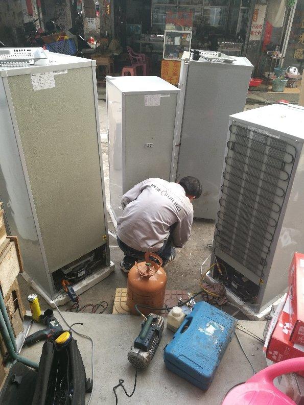 南京奥克斯空调维修电话_海信维修空调电话_南京海信空调维修