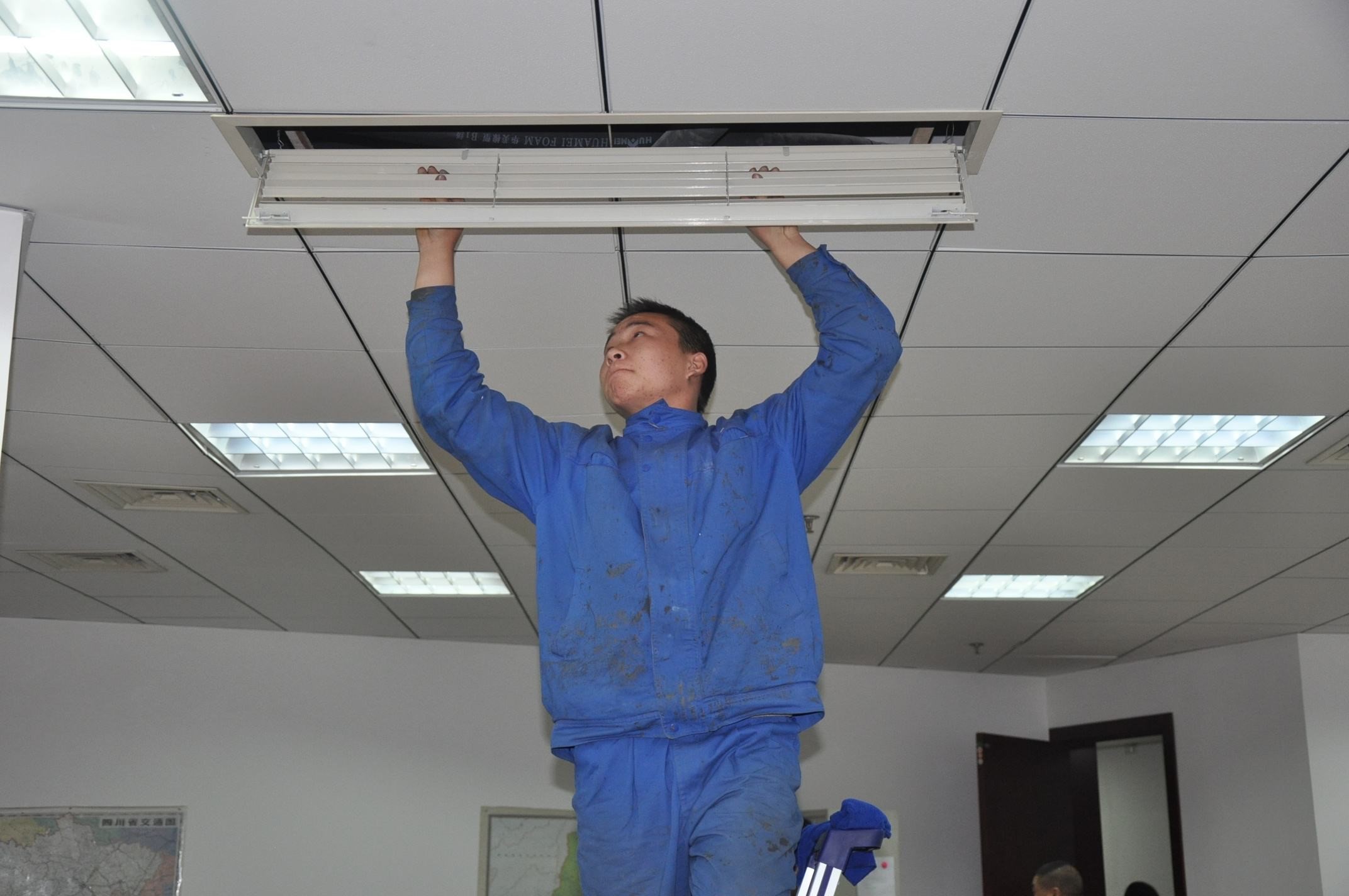 新科挂机空调显示e4_青岛新科空调售后_新科音箱售后